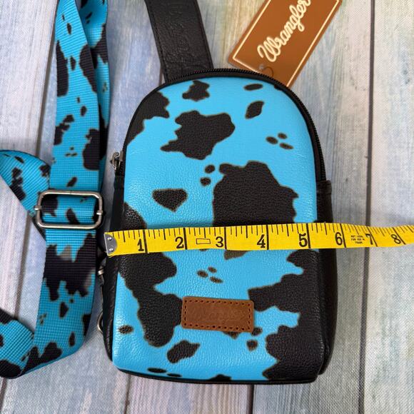 Wrangler Cow Print Concealed Carry Crossbody Purse NEW Blue Black Travel Bag - Picture 7 of 8